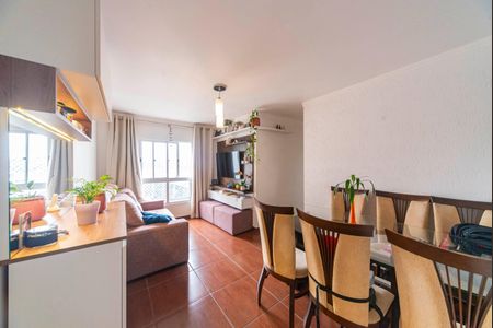 Sala de apartamento para alugar com 2 quartos, 54m² em Vila Guarará, Santo André