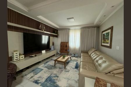 Casa para alugar com 3 quartos, 286m² em Cidade Jardim, Uberlândia