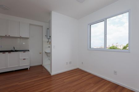 Sala de apartamento para alugar com 2 quartos, 36m² em Paraíso do Morumbi, São Paulo