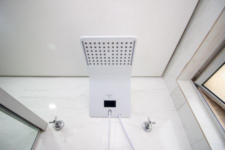 Banheiro da Suíte de apartamento para alugar com 3 quartos, 72m² em Olinda, Contagem