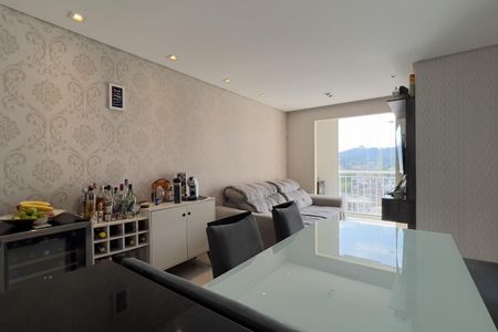 Sala de apartamento à venda com 3 quartos, 62m² em Jardim Bela Vista, Guarulhos