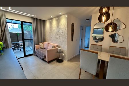 Sala de apartamento à venda com 2 quartos, 68m² em Vargem Grande, Rio de Janeiro