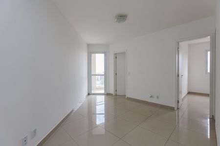 Sala de apartamento para alugar com 2 quartos, 52m² em Jardim Monte Alegre, Taboão da Serra