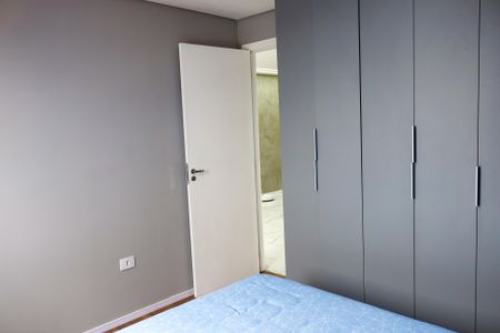 Apartamento à venda com 2 quartos, 54m² em Pestana, Osasco