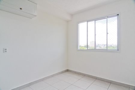 Sala de apartamento para alugar com 2 quartos, 33m² em Piqueri, São Paulo