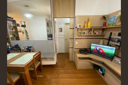 Sala 1 de apartamento para alugar com 2 quartos, 67m² em Jardim Aeroporto, São Paulo