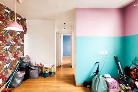 Sala de apartamento para alugar com 2 quartos, 42m² em Imperial de São Cristóvão, Rio de Janeiro