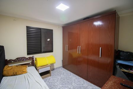 QUARTO 1 de apartamento para alugar com 2 quartos, 45m² em Parque Nações Unidas, São Paulo