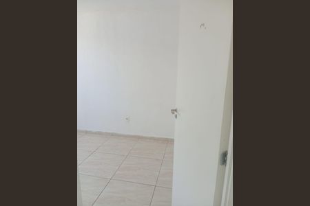 Sala de apartamento para alugar com 1 quarto, 50m² em Cosmos, Rio de Janeiro
