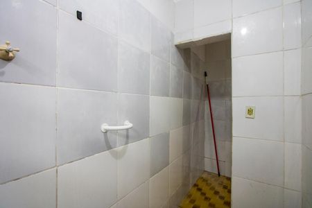 Banheiro do quarto de casa para alugar com 1 quarto, 60m² em Vila Junqueira, Santo André
