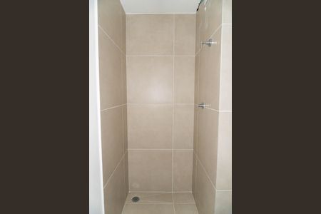 Banheiro de kitnet/studio à venda com 1 quarto, 26m² em Mirandópolis, São Paulo