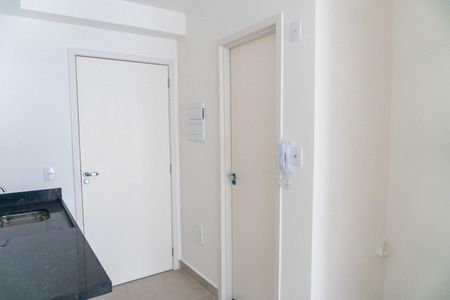 Cozinha de kitnet/studio à venda com 1 quarto, 26m² em Mirandópolis, São Paulo