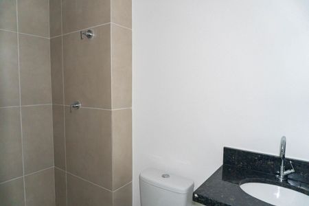 Banheiro de kitnet/studio à venda com 1 quarto, 26m² em Mirandópolis, São Paulo