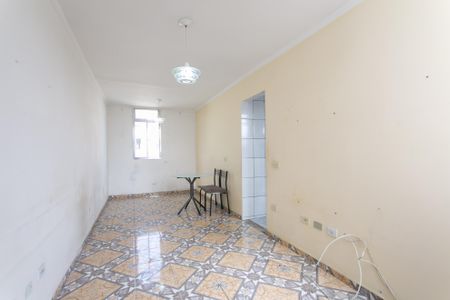 Sala de apartamento para alugar com 2 quartos, 56m² em Conjunto Residencial José Bonifácio, São Paulo