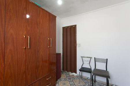 Quarto 1 de apartamento para alugar com 2 quartos, 56m² em Conjunto Residencial José Bonifácio, São Paulo