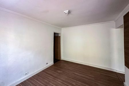 Sala de casa para alugar com 2 quartos, 80m² em Vila Bertioga, São Paulo