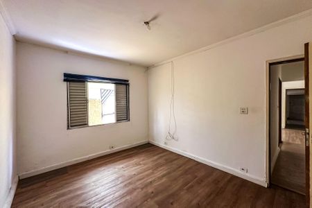 Quarto 2 de casa para alugar com 2 quartos, 80m² em Vila Bertioga, São Paulo