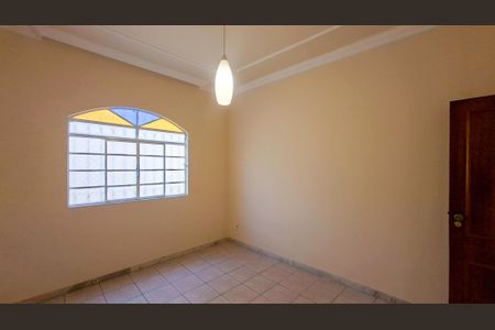 Quarto de casa para alugar com 4 quartos, 260m² em União, Belo Horizonte