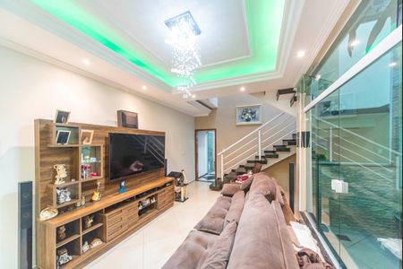 Sala de casa à venda com 2 quartos, 184m² em Parque Gerassi, Santo André