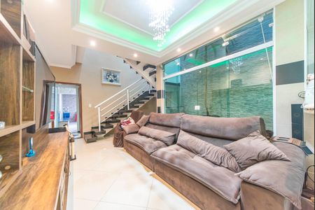 Sala de casa à venda com 2 quartos, 184m² em Parque Gerassi, Santo André