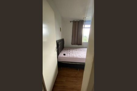 Quarto de apartamento à venda com 3 quartos, 55m² em Jardim Industrial, Contagem