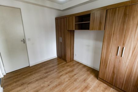 Suíte 1 - armários de apartamento para alugar com 2 quartos, 57m² em Vila Andrade, São Paulo