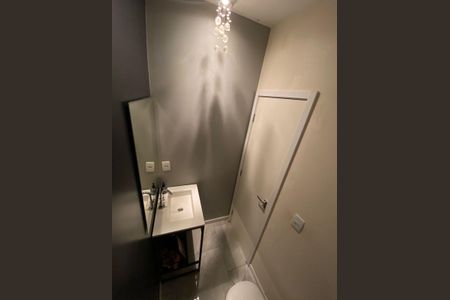 Banheiro de casa de condomínio à venda com 3 quartos, 120m² em Cidade Nova, Jundiaí