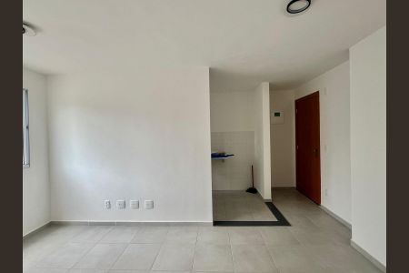 Sala de apartamento para alugar com 2 quartos, 44m² em Vila Satúrnia, Campinas
