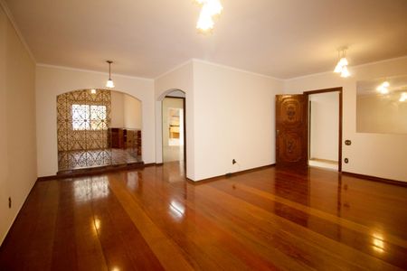 Casa para alugar com 3 quartos, 196m² em Vila Anglo Brasileira, São Paulo