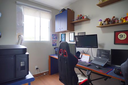 Sala de apartamento para alugar com 2 quartos, 40m² em Santa Fé, Porto Alegre