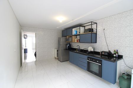 Cozinha de casa para alugar com 2 quartos, 84m² em Vila Polopoli, São Paulo