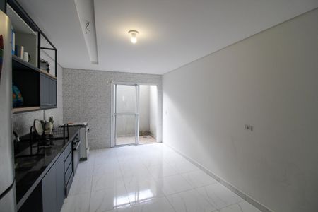 Cozinha de casa para alugar com 2 quartos, 84m² em Vila Polopoli, São Paulo