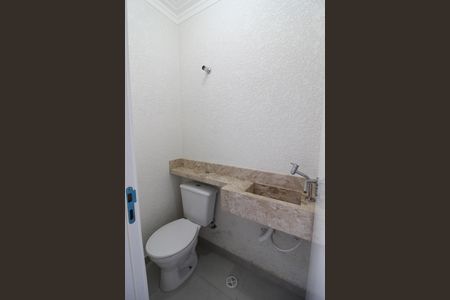 Lavabo de casa para alugar com 2 quartos, 84m² em Vila Polopoli, São Paulo