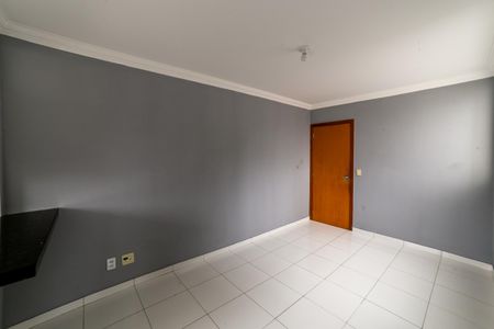 Sala de apartamento à venda com 2 quartos, 50m² em Cachoeirinha, Belo Horizonte
