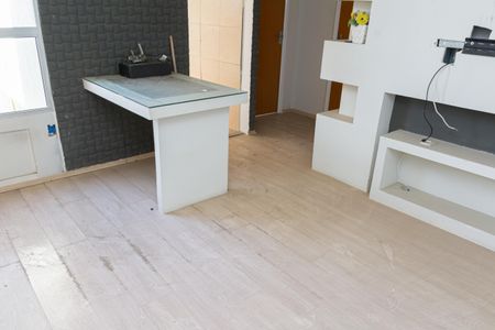 Sala de apartamento para alugar com 2 quartos, 48m² em Paciência, Rio de Janeiro