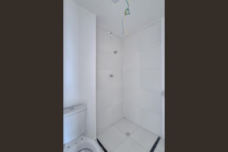 Banheiro de kitnet/studio à venda com 1 quarto, 19m² em Água Branca, São Paulo