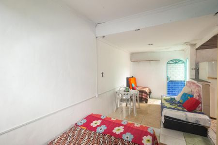 Sala/Quarto de casa para alugar com 1 quarto, 50m² em Campo Grande, Rio de Janeiro