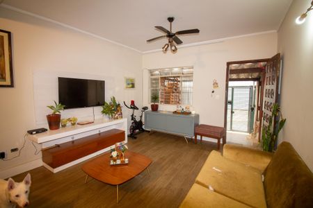 Sala de casa para alugar com 3 quartos, 180m² em Jardim Aeroporto, São Paulo