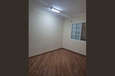 Casa para alugar com 2 quartos, 172m² em Jardim Teresa Cristina, São Paulo