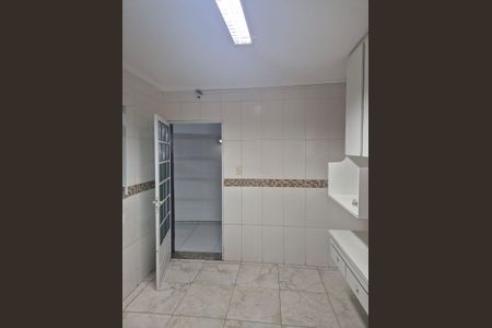 Casa para alugar com 2 quartos, 172m² em Jardim Teresa Cristina, São Paulo