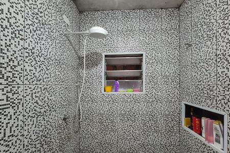 Banheiro da Suíte de casa para alugar com 2 quartos, 15m² em Vila Jordanopolis, São Bernardo do Campo