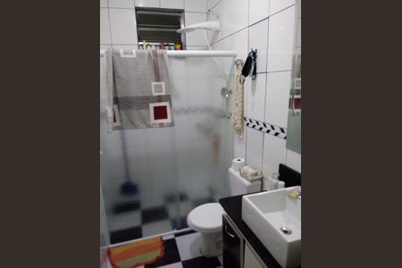 Banheiro de casa para alugar com 4 quartos, 180m² em Vila Albertina, São Paulo