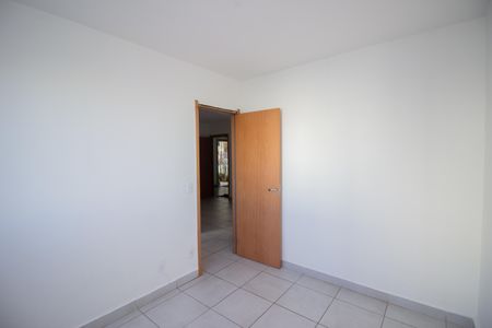 Quarto 1 de apartamento para alugar com 2 quartos, 41m² em Chácara Cotia, Contagem