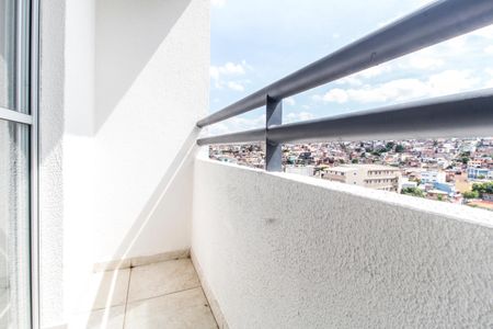 Sacada de casa de condomínio para alugar com 2 quartos, 49m² em Vila Merces, Carapicuíba