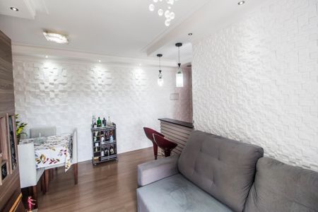 Sala de casa de condomínio para alugar com 2 quartos, 49m² em Vila Merces, Carapicuíba