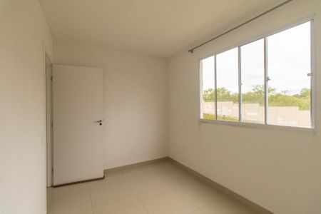 Quarto 2 de apartamento para alugar com 2 quartos, 43m² em Umbará, Curitiba
