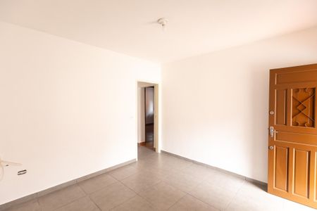 Sala de estar de casa à venda com 3 quartos, 170m² em Vila Marari, São Paulo