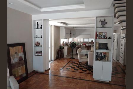 Casa à venda com 7 quartos, 450m² em Jardim Guanabara, Rio de Janeiro