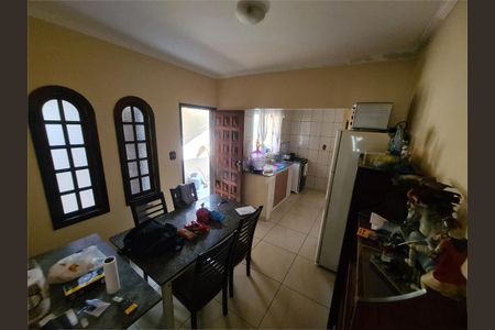Casa à venda com 2 quartos, 128m² em Jardim Ocara, Santo André