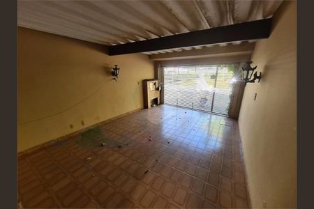 Casa à venda com 2 quartos, 128m² em Jardim Ocara, Santo André